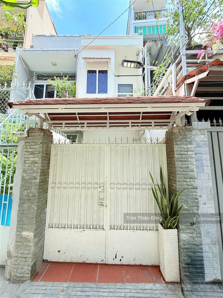 Chính chủ gấp bán nhà hxh vạn kiếp, p3 bình thạnh cn=64,3m2  2 tầng chỉ 7,65 tỷ.  0913 620 ***