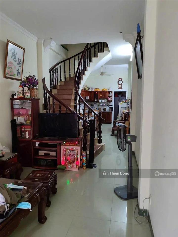 Chính chủ gấp bán nhà hxh vạn kiếp, p3 bình thạnh  cn=49m24 tầng+st  chỉ 8,9 tỷ.  0913 620 ***