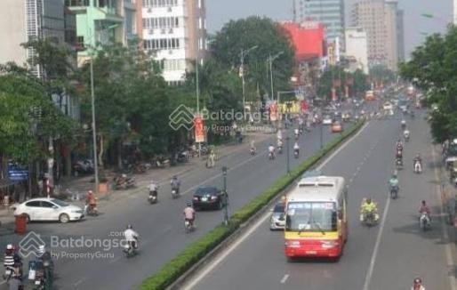 Cho thuê cả nhà mặt phố nguyễn văn cừ