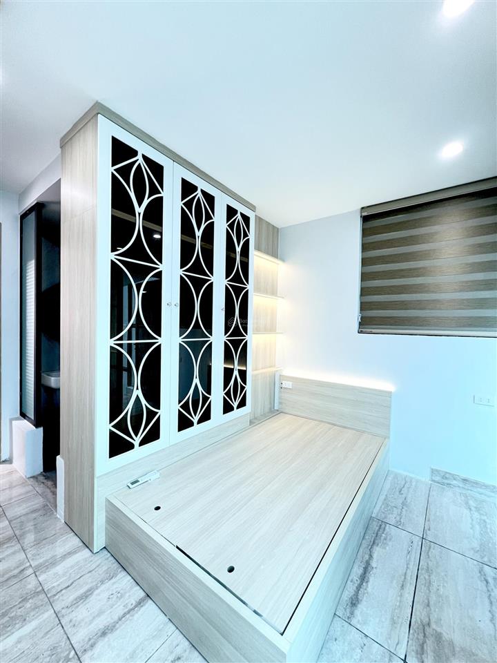 Chdv hàng xóm đh thủy lợi, ngân hàng  dt 40tr/tháng  giá chào chỉ 11.8 tỷ có tl.  0961 080 ***