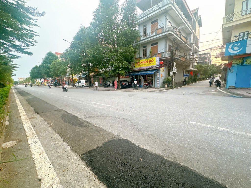 🔥nhỉnh 9 tỷ - ĐẤT ĐẤU GIÁ KIM BÀI – MẶT ĐƯỜNG OTO - KD– KCN TELLIN PARK🔥0977690119 📍 Trung tâm thị trấn Kim Bài – mặt