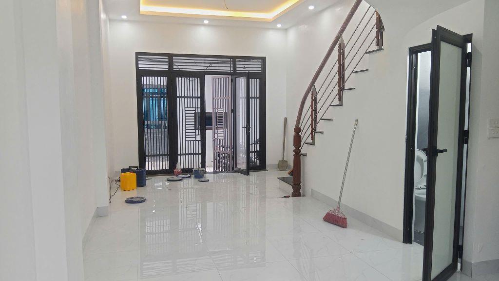 🏡chỉ hơn 4 tỷ -NHÀ 4 T ĐẸP –4PN ĐỦ CÔNG NĂNG –NGÃ BA BÌNH ĐÀ -gần VINHOMES🏡0977690119 ✨ Nhà mới đẹp, 4 phòng ngủ rộng 