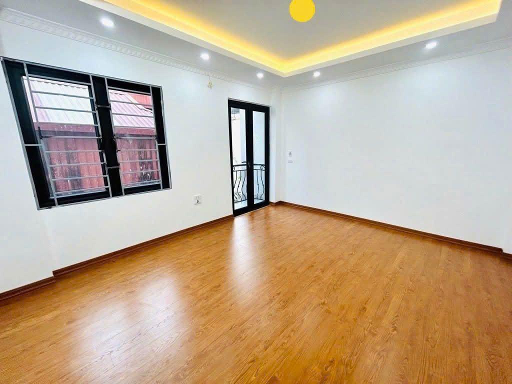 🏡nhỉnh 4 tỷ -  NHÀ 4T CỰ KHÊ - GẦN VINHOMES - BÁM VÀNH ĐAI 4🌳0977690119 ✨ Nhà 4 tầng thiết kế đủ công năng, 3 phòng ng
