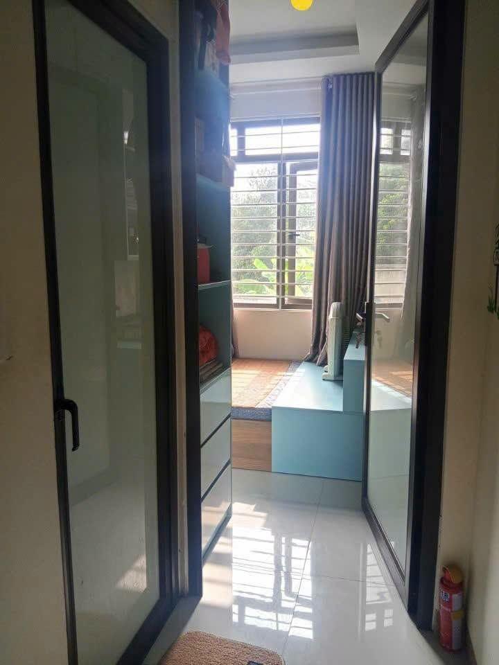 🔥hơn 5 tỷ - NHÀ 4T -4PN- FULL NỘI THẤT XỊN BÍCH HÒA: – Ô TÔ- NHÌN VINHOMES🔥0977690119 🚗 Mặt ngõ ô tô đỗ cửa, chỉ 300m