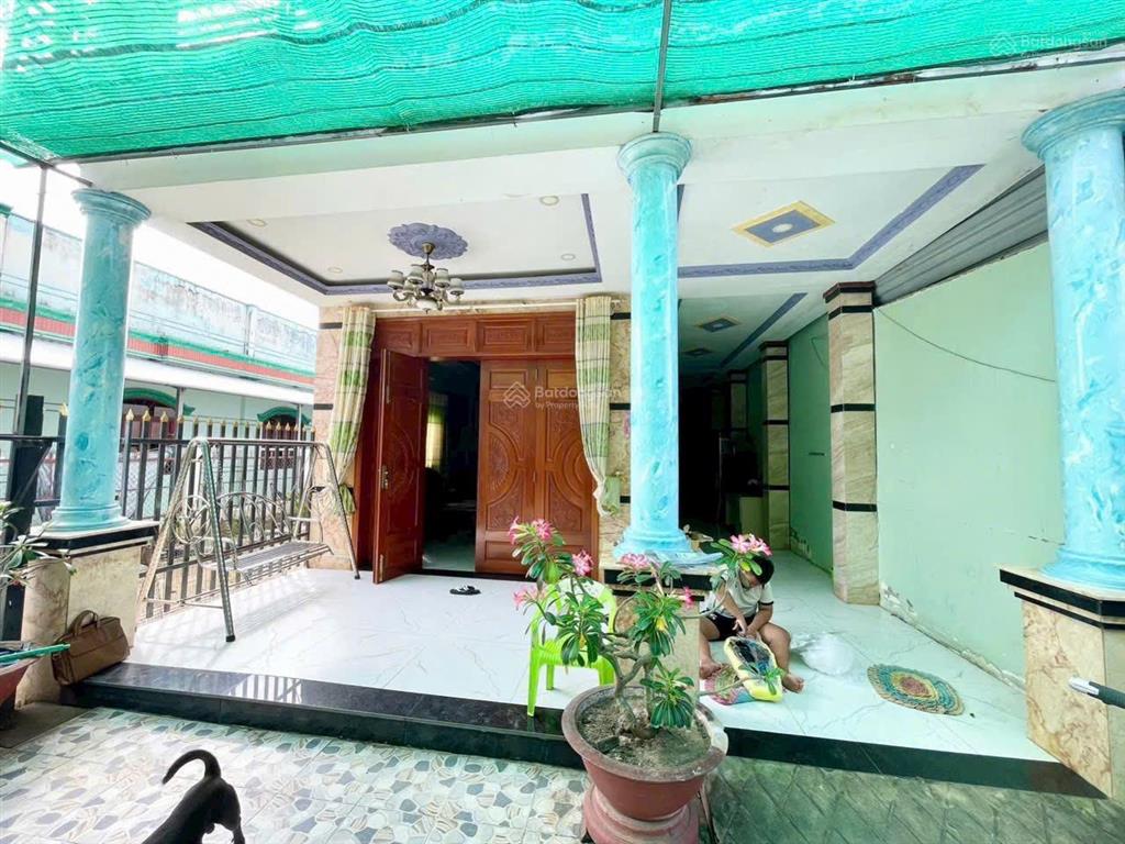 Bán nhà riêng tại kdc long hậu, 3,95 tỷ, 168m2, 4pn, 5wc, uy tín chỉ với 3,95 tỷ