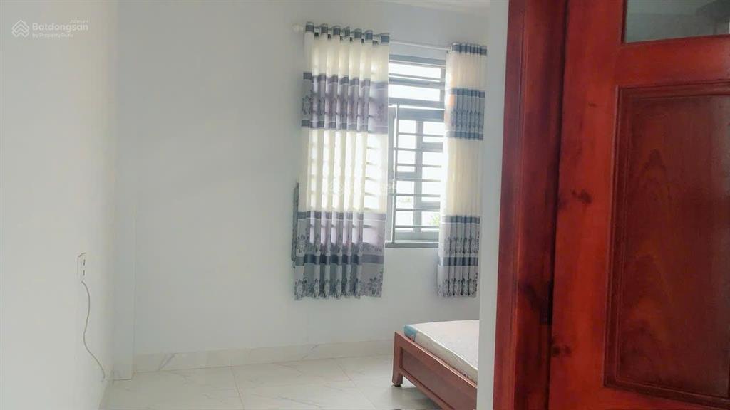 Bán nhanh nhà 3 tầng kdc hoàng hoa long hậu, cần giuộc tây ninh