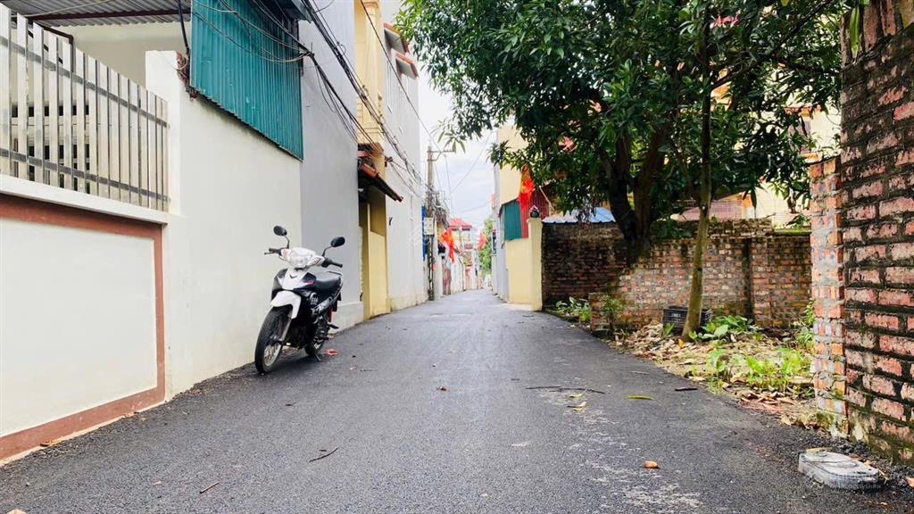 Chính chủ cần bán gấp 120 m2, giáp vành đai 4 và kcn sạch
