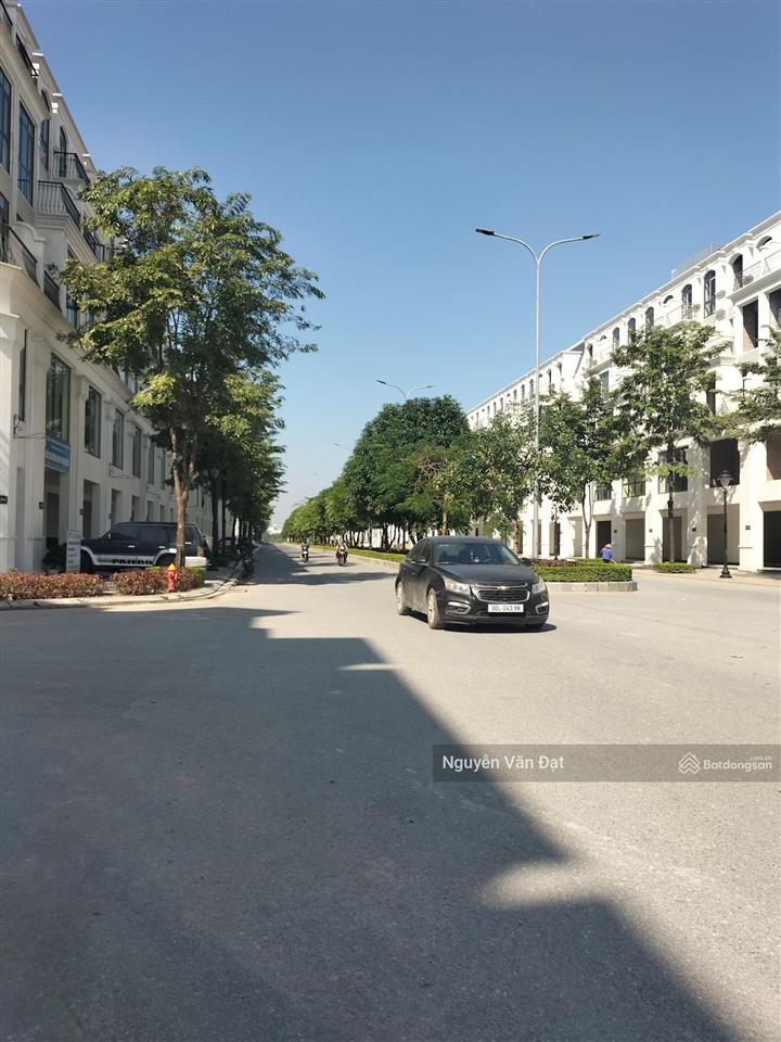 Gấp! giá tốt chỉ 14,x tỷ, liền kề hinode royal park, hoài đức, đường 12m