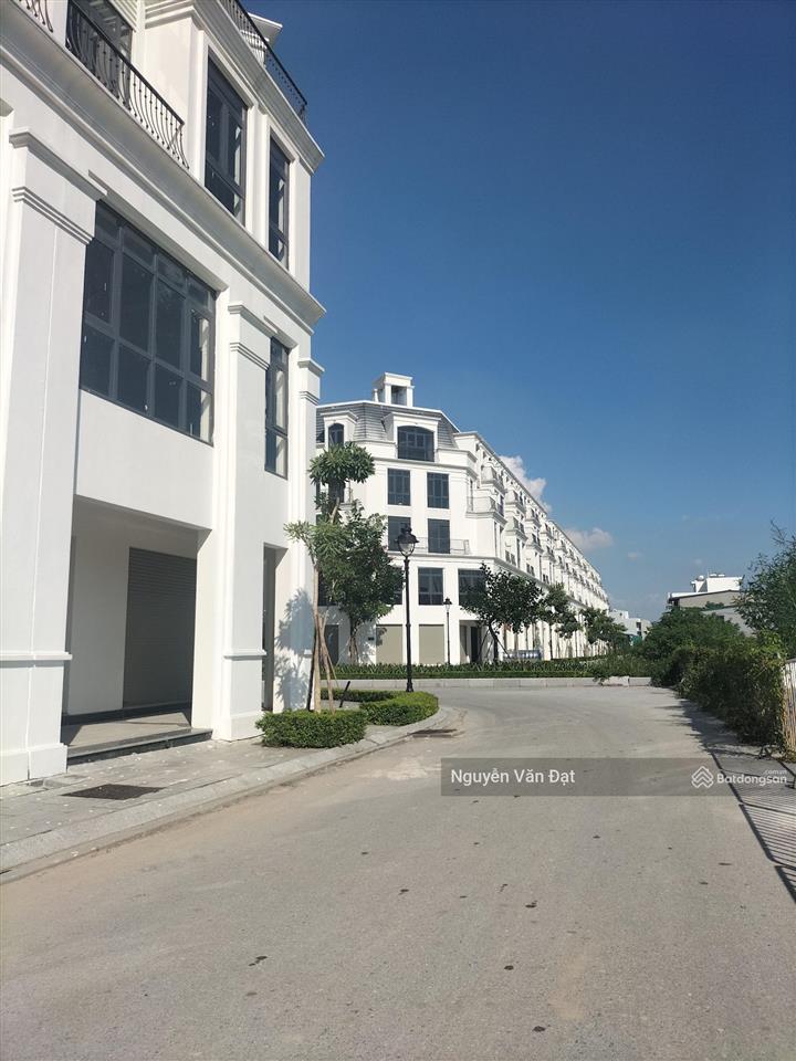 Gấp! giá tốt chỉ 14,x tỷ, liền kề hinode royal park, hoài đức, đường 12m