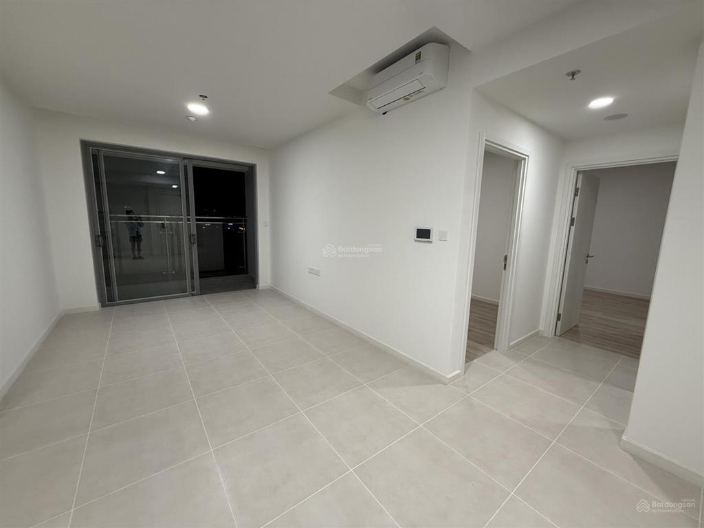 Bán căn 2pn 2wc 83m2 giá 5,8 tỷ view landmark 81 ngắm pháo hoa