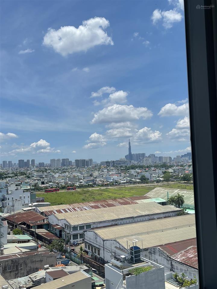 Căn góc 1pn 50m2 view land mark 81 + hồ bơi siêu mát