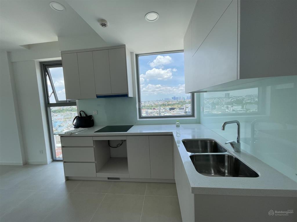 Căn góc 1pn 50m2 view land mark 81 + hồ bơi siêu mát