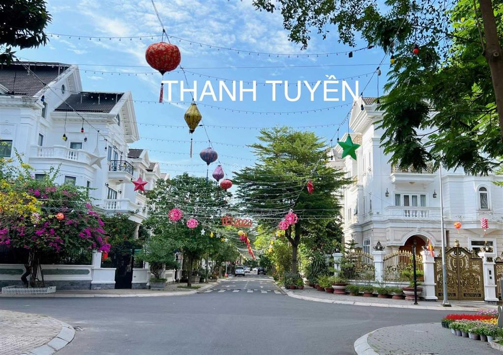Bán biệt thự căn góc 2 mặt tiền, một trong những căn có vị trí đẹp garden hills. thanh tuyền