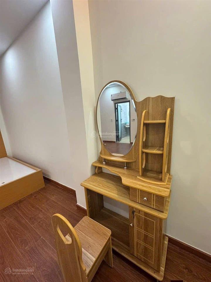 Bán nhà mặt tiền thích hợp vừa ở vừa kinh doanh sát vách tphcm cũ, dt 117m giá 7ty4  0906 309 ***