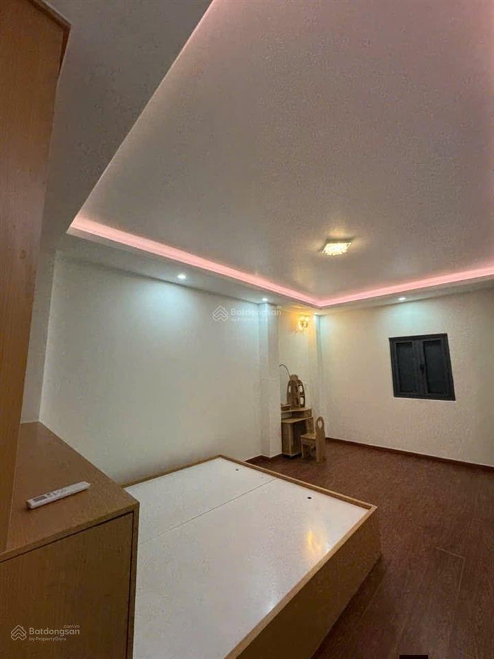 Bán nhà mặt tiền thích hợp vừa ở vừa kinh doanh sát vách tphcm cũ, dt 117m giá 7ty4  0906 309 ***
