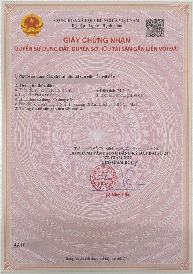 Băn nhà 1 trệt 2 lầu gần vincom 550, gần chợ, trường học, kcn dt 74,5m tc giá 7ty3  0906 309 ***