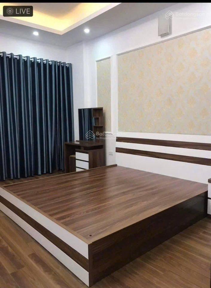 Cho thuê nhà nguyên căn xuân đỉnh. vào ở ngay