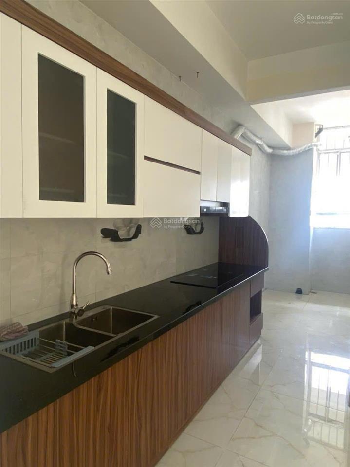 Cho thuê căn hộ chung cư học viện quốc phòng. 136m2. 3pn. full đồ 15 tr/th.  0969 760 ***