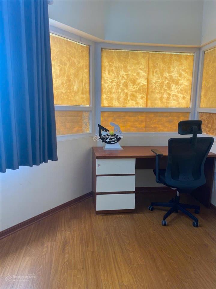 Cho thuê căn hộ chung cư học viện quốc phòng. 136m2. 3pn. full đồ 15 tr/th.  0969 760 ***
