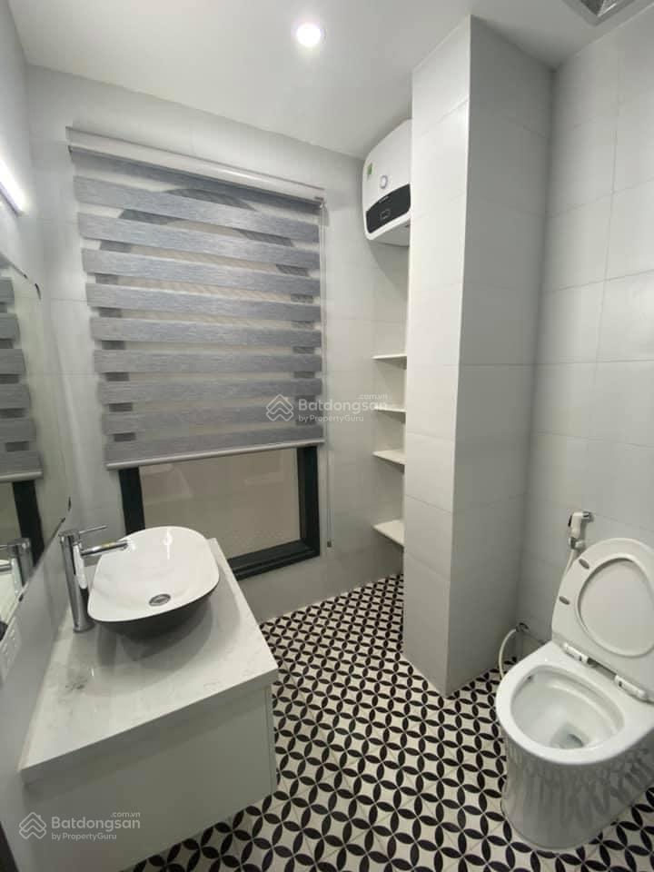 Cho thuê nhà nguyên căn trần cung. 60m² x 3 tầng. 5pn. giá 13 tr/th.  0969 760 ***