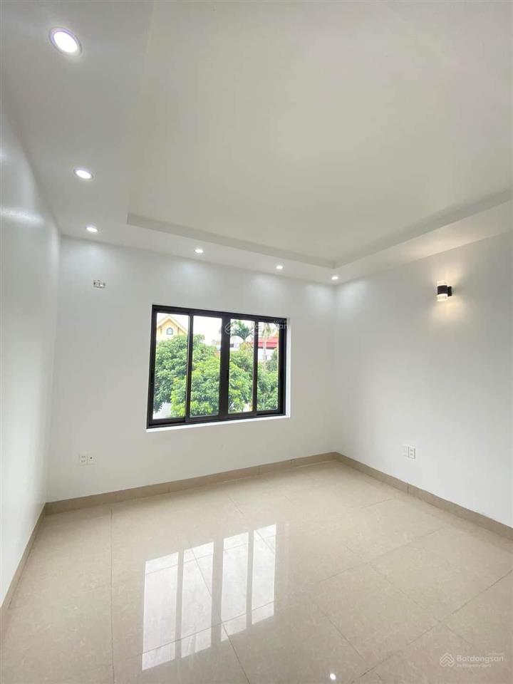 Cho thuê nhà nguyên căn trần cung. 60m² x 3 tầng. 5pn. giá 13 tr/th.  0969 760 ***