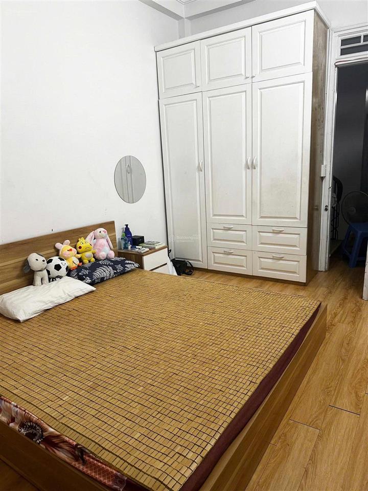 Cho thuê nhà riêng trần cung. 40m2 x 4 tầng. 4pn. giá 10 tr/th. vào ở ngay