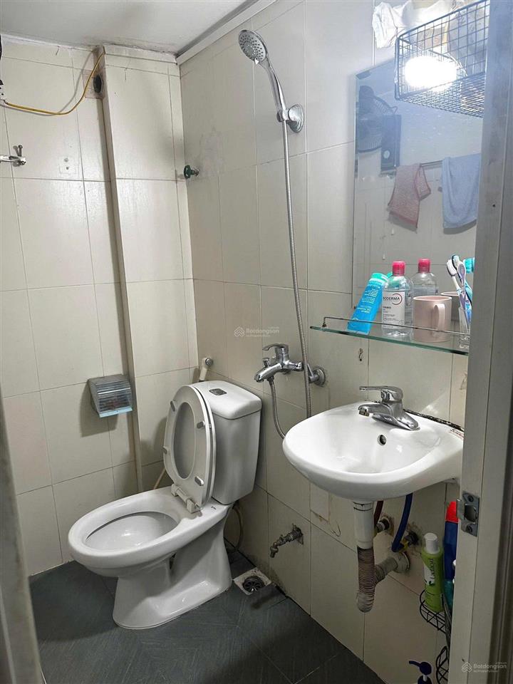 Cho thuê nhà riêng trần cung. 40m2 x 4 tầng. 4pn. giá 10 tr/th. vào ở ngay