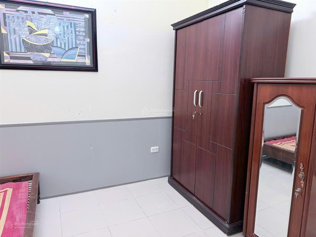 Cho thuê căn hộ chung cư resco cổ nhuế. 120m2. 3pn. full đồ. vào ở ngay