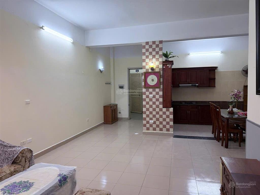 Cho thuê căn hộ chung cư resco cổ nhuế. 120m2. 3pn. full đồ. vào ở ngay