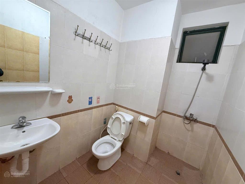 Cho thuê căn hộ chung cư resco cổ nhuế. 120m2. 3pn. full đồ. vào ở ngay