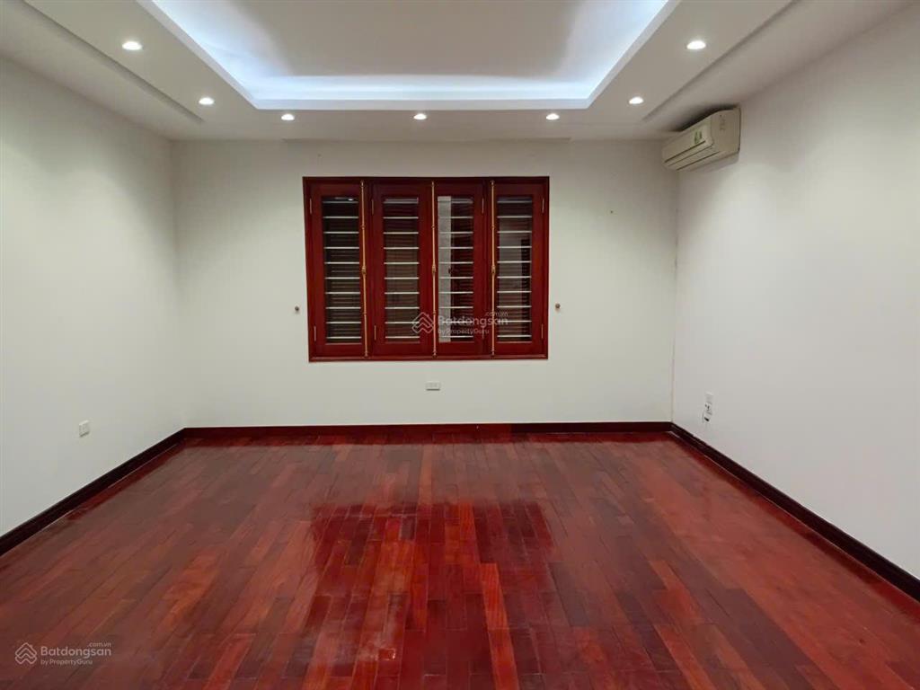 Cho thuê nhà liền kề tây hồ  100m x 5 tầng | thang máy | cách hồ tây 200m