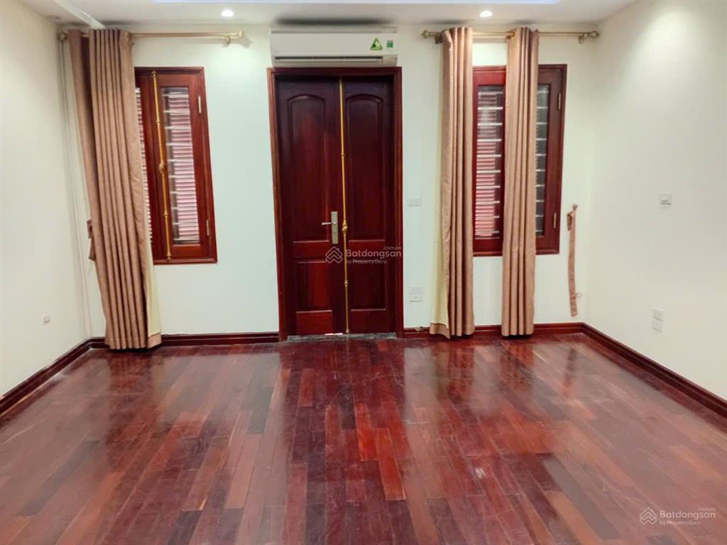 Cho thuê nhà liền kề tây hồ  100m x 5 tầng | thang máy | cách hồ tây 200m