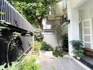 Bán biệt thự tại khu đô thị nam thăng long  ciputra, 373 triệu / m2, 180 m2