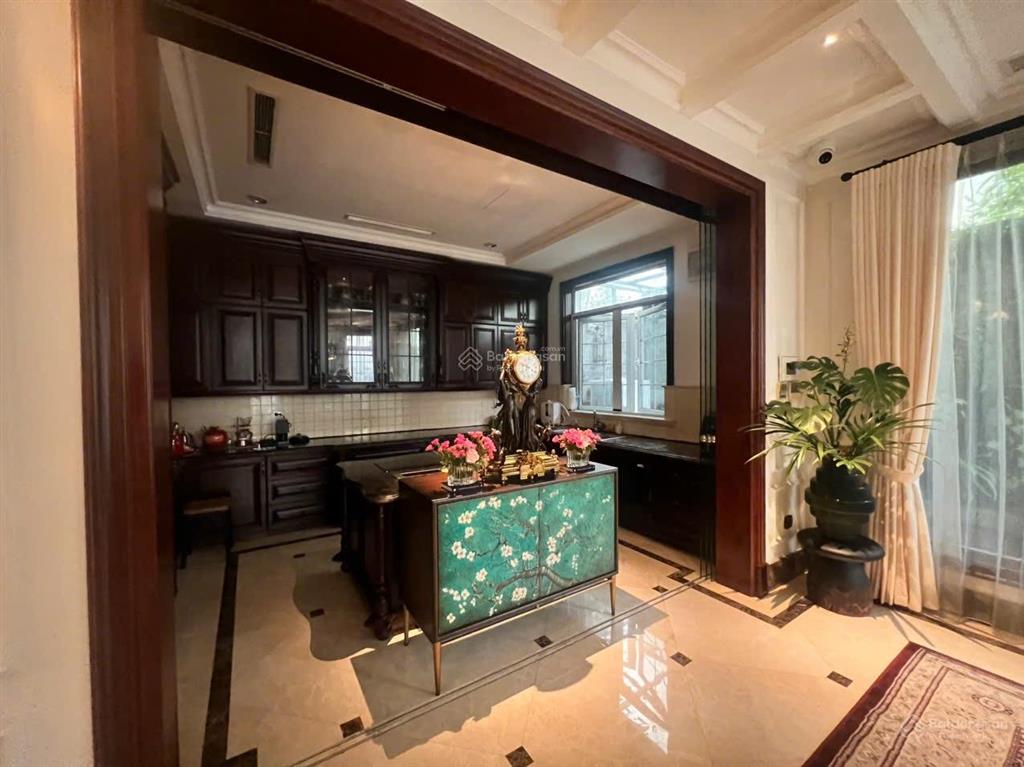Bán biệt thự giá ưu đãi tại khu đô thị nam thăng long  ciputra, 600 triệu / m2, 342m2