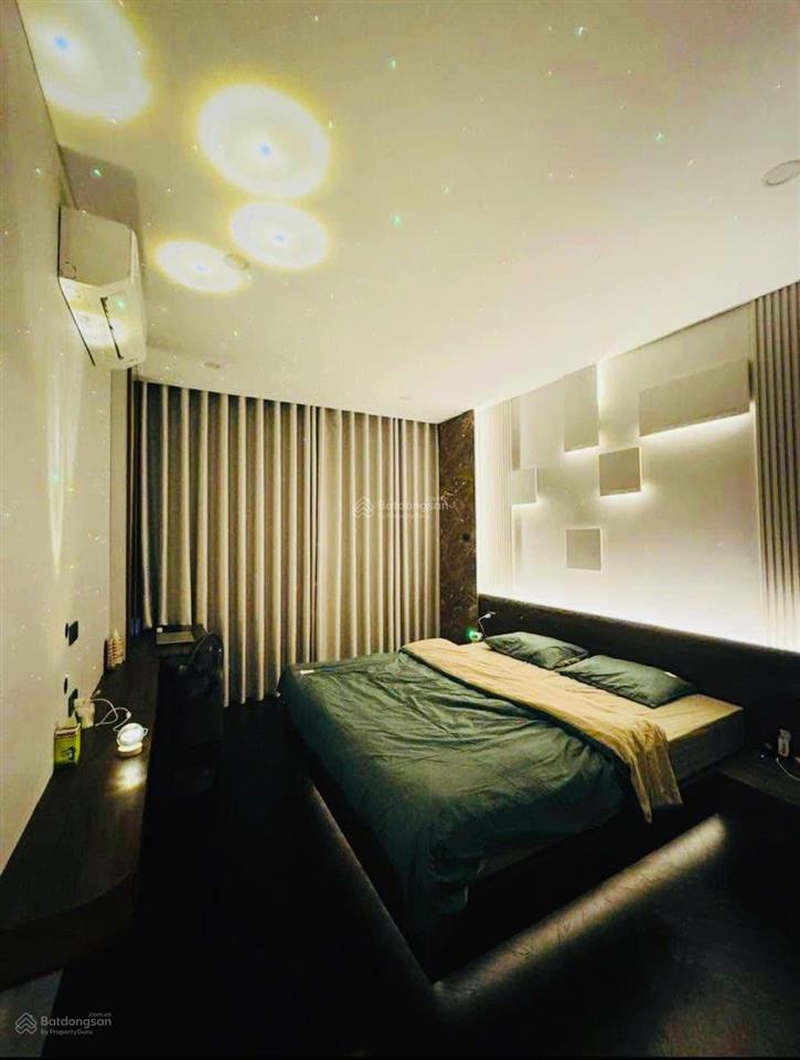 Phú thượng hàng xóm ciputra lô góc 4 tầng cực đẹp.  0966 977 ***