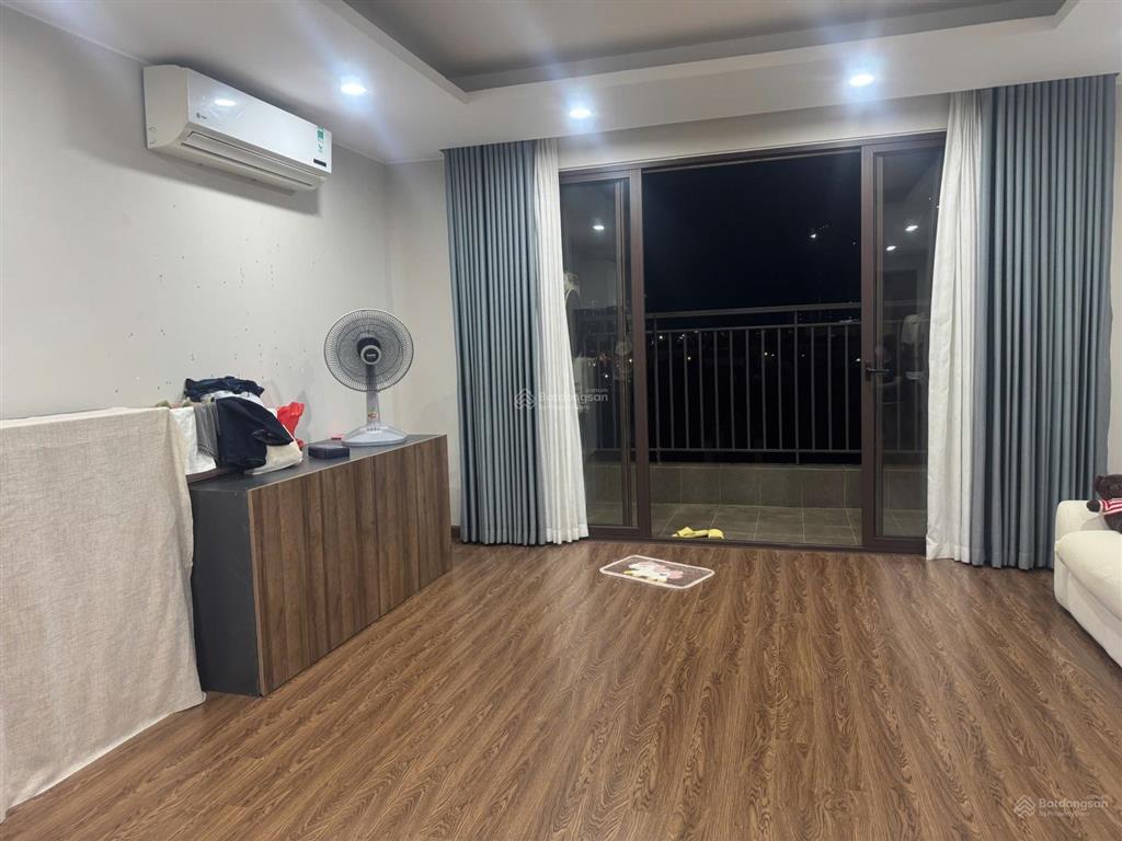 Bán căn hộ udic westlake tây hồ dt 84m2, 2pn, 2wc, đầy đủ nội thất cao cấp.  0966 977 ***