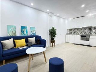 BÁN CĂN HỘ TẬP THỂ BÁCH KHOA 70M2– 2 NGỦ 2 WC – Ô TÔ ĐỖ CHÂN CẦU THANG