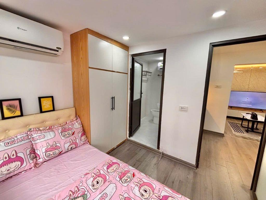 Bán căn hộ tập thể Vình Hồ,Thái Thịnh, Đống Đa, căn góc nhà đẹp như chung cư, ô tô đỗ