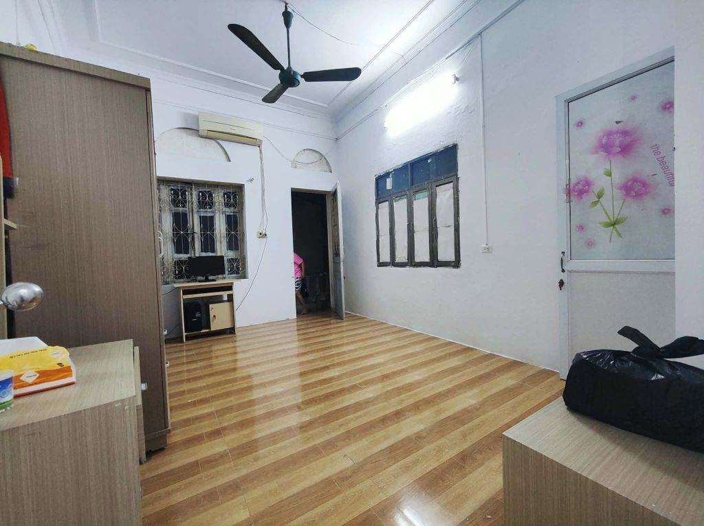 NGUYÊN CĂN ĐỘI CẤN, VẠN BẢO, BA ĐÌNH, GẦN PHỐ, FULL ĐỒ, 6.5 TR
