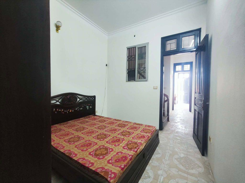 CHO THUÊ NHÀ NGUYÊN CĂN PHỐ KIM MÃ, BA ĐÌNH, MẶT NGÕ Ô TÔ TRÁNH, GẦN PHỐ