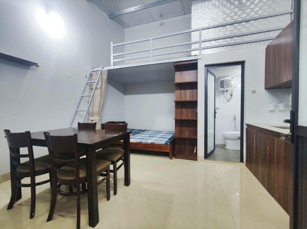 CHO THUÊ NHÀ NGÕ 279 PHỐ ĐỘI CẤN, BA ĐÌNH, 20M RA PHỐ, NHÀ MỚI 5TR