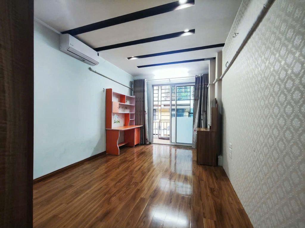 CHO THUÊ CĂN HỘ TẬP THỂ 7.2 HA VĨNH PHÚC, BA ĐÌNH, NHÀ ĐẸP FULL NỘI THẤT, Ô TÔ ĐỖ