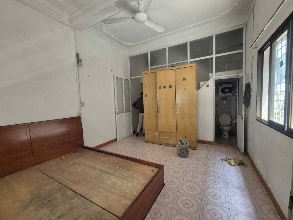 CHO THUÊ NHÀ RIÊNG PHỐ ĐẠI LA, HAI BÀ TRƯNG, 2 NGỦ –  8.5TR
