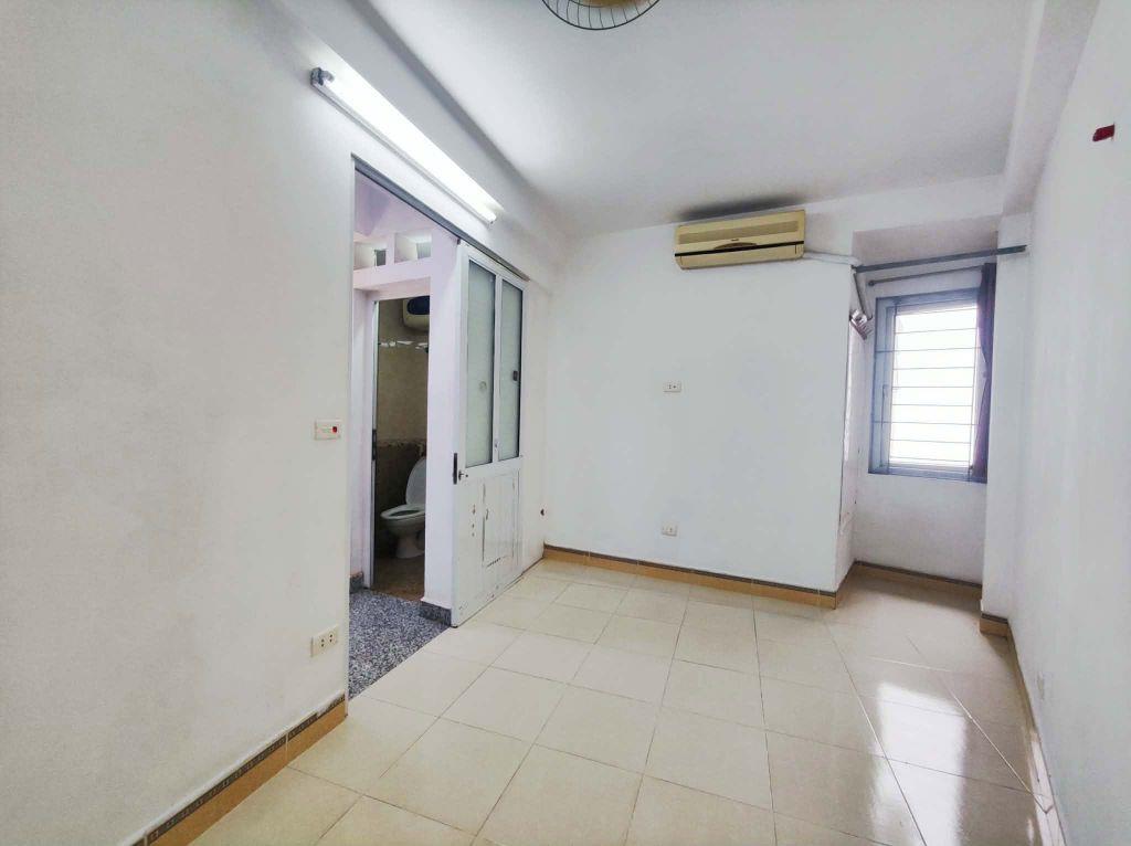 CHO THUÊ NHÀ RIÊNG PHỐ VĂN CAO, BA ĐÌNH, GẦN PHỐ, 3 NGỦ -  7.5TR