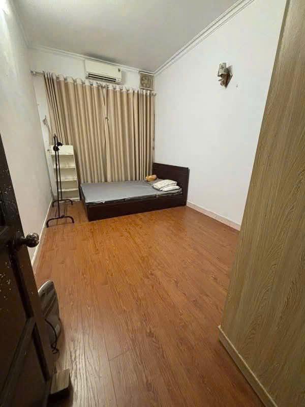 CHO THUÊ NHÀ RIÊNG PHỐ VĂN CAO, BA ĐÌNH, NGÕ THOÁNG, 4 NGỦ