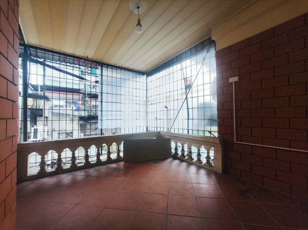 CHO THUÊ CĂN HỘ TẬP THỂ PHỐ HOÀNG NGỌC PHÁCH, LÁNG HẠ, ĐỐNG ĐA, Ô TÔ ĐỖ, 3 NGỦ