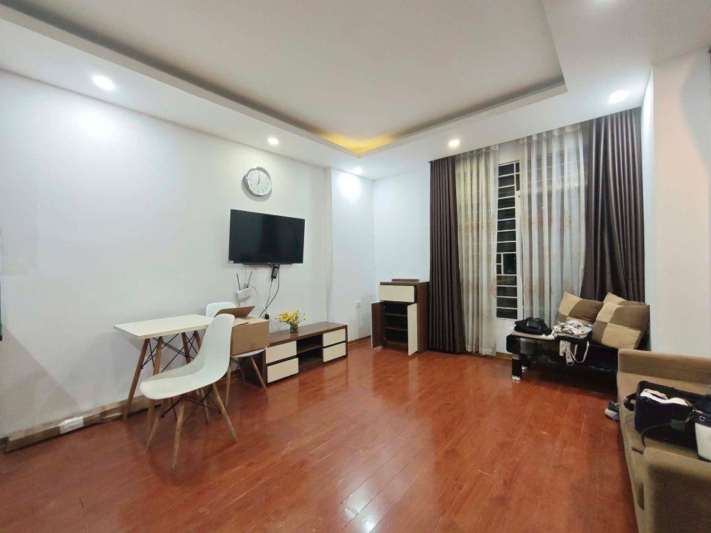 CHO THUÊ CĂN HỘ NGÕ 279 ĐỘI CẤN, BA ĐÌNH, NHÀ ĐẸP, THANG MÁY, Ô TÔ ĐỖ CỬA