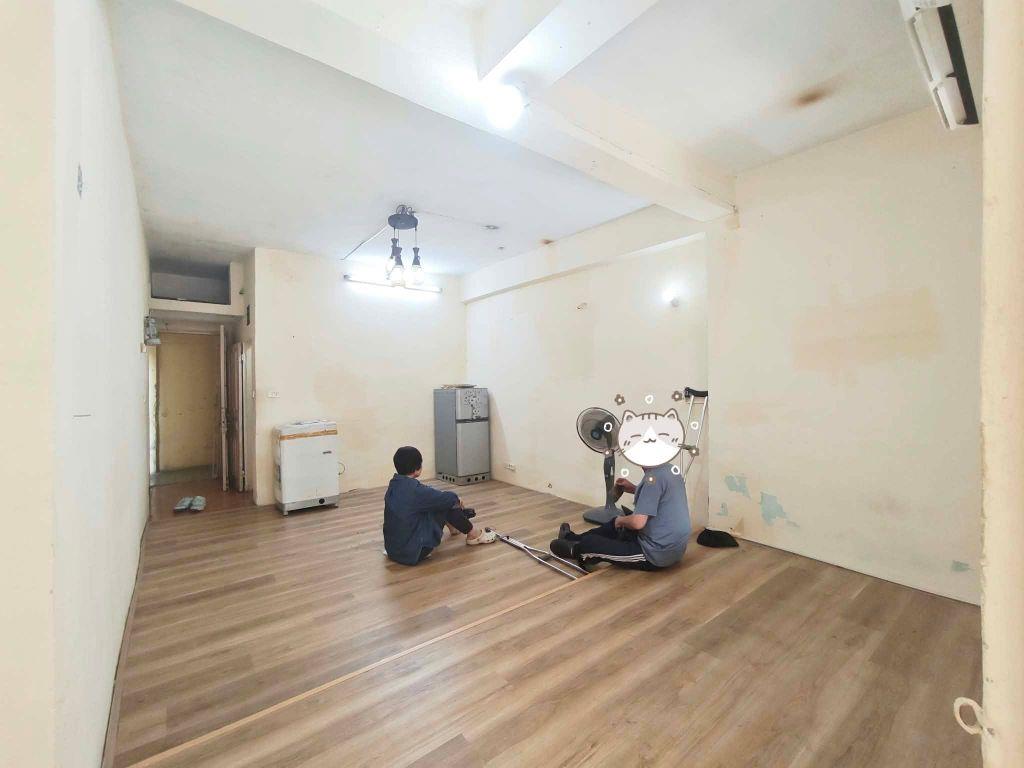CHO THUÊ CĂN HỘ TẬP THỂ PHỐ LIỄU GIAI, BA ĐÌNH, Ô TÔ ĐỖ - 5TR