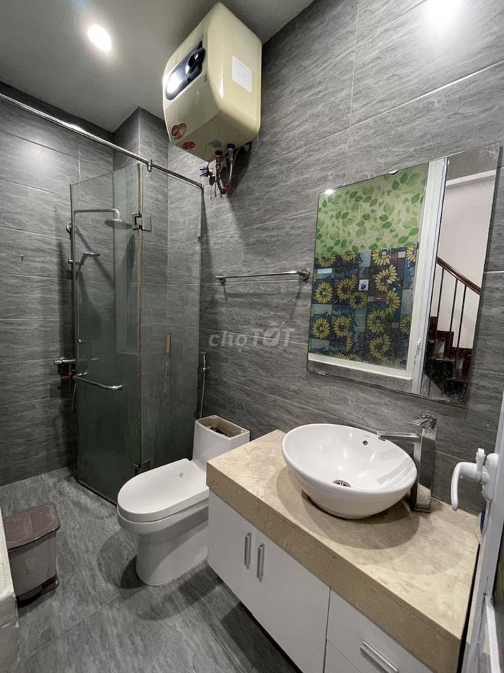 Phòng trọ nữ 2tr3 ngã tư Vọng - Trường Chinh 