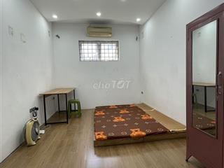 Phòng trọ nữ 2tr3 ngã tư Vọng - Trường Chinh 